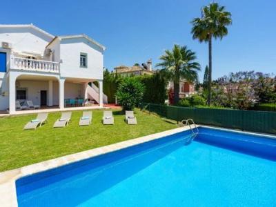 Location vacances Maison FUENGIROLA 29640