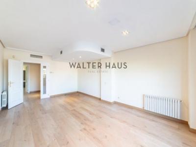 Location Appartement MADRID 04830