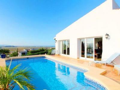 Location vacances Maison PEGO 03780