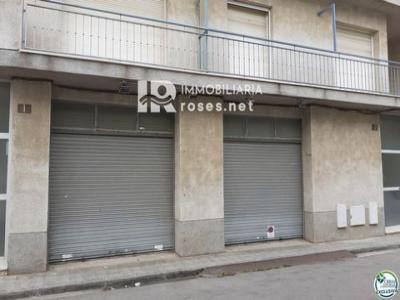 Vente Local commercial ROSES 17480