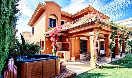 Location vacances Maison TORREMOLINOS 29620