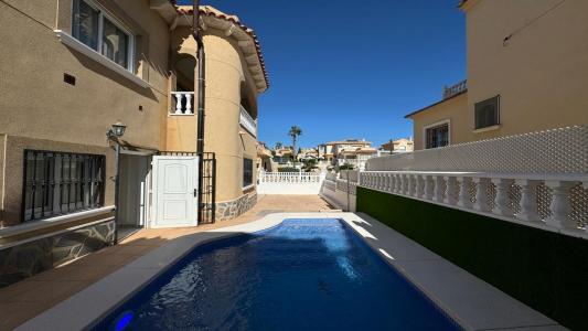 Acheter Maison 175 m2 Villamartin