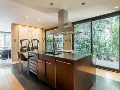 Louer Maison 792 m2 Barcelona