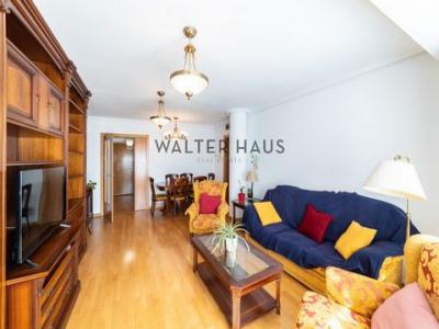 Louer Appartement 120 m2 Madrid