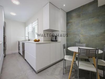 Acheter Appartement 128 m2 Madrid