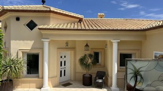 Acheter Maison 1560 m2 Pedreguer