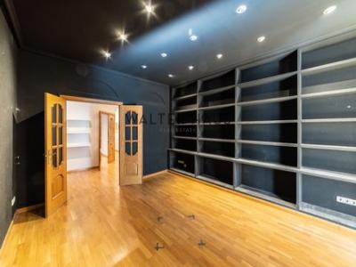 Acheter Appartement 123 m2 Madrid