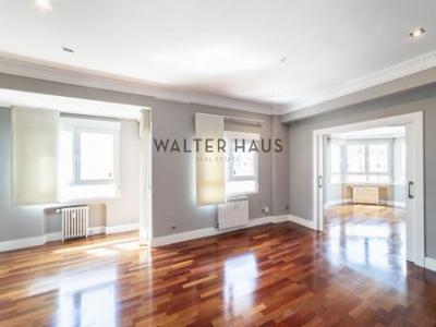 Acheter Appartement 132 m2 Madrid