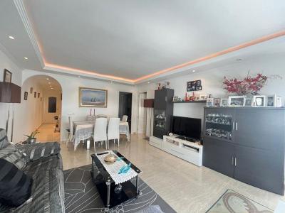 Acheter Appartement 90 m2 Estepona