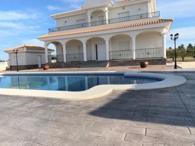 Acheter Maison 195 m2 Pinoso