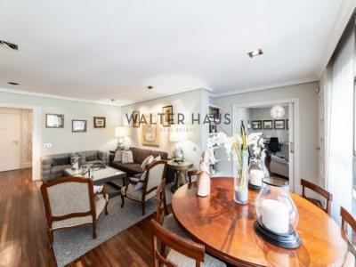 Louer Appartement 152 m2 Madrid
