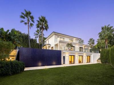 Acheter Maison 1023 m2 Marbella