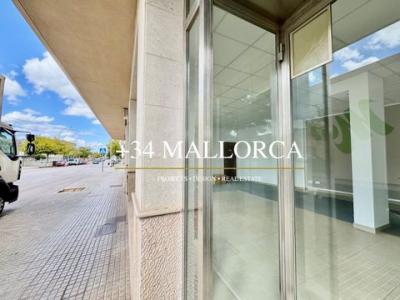 Louer Local commercial 74 m2 Manacor