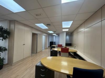 Louer Local commercial 245 m2 Barcelona