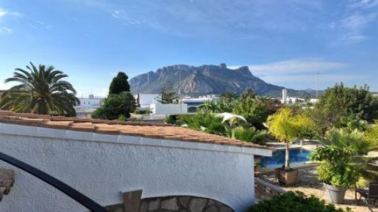 Acheter Maison 858 m2 Barranquet