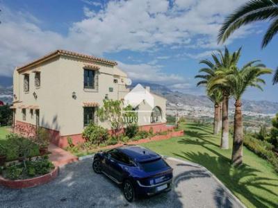 Acheter Maison 318 m2 Nerja