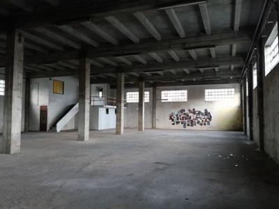 Annonce Vente Local industriel Albarinos-tiran