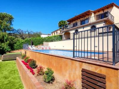 Louer pour les vacances Maison 810 m2 Calonge