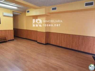 Acheter Local commercial 81 m2 Roses