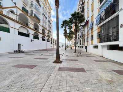 Louer Local commercial 350 m2 Estepona