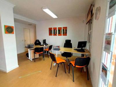 Acheter Local commercial 65 m2 Bajia-de-la-plata