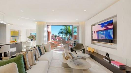 Acheter Appartement 163 m2 Estepona