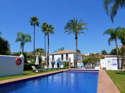 Acheter Maison 273 m2 Estepona