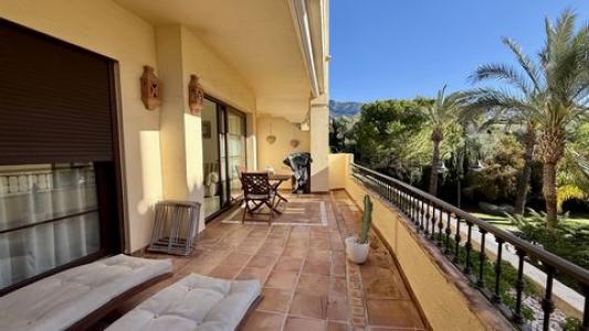 Acheter Appartement 58 m2 Altea