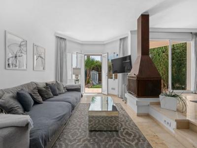 Acheter Maison 175 m2 Estepona