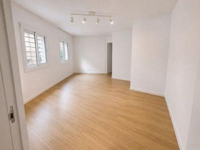 Acheter Appartement 92 m2 Badalona