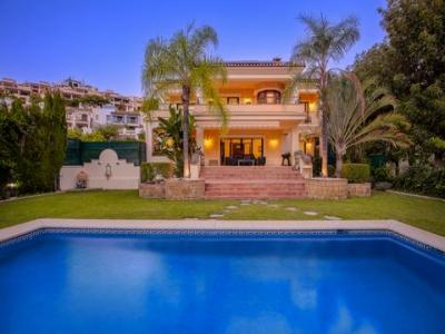 Acheter Maison 645 m2 Benahavis