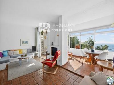 Vente Maison Roses  GI