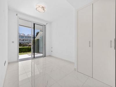 Acheter Appartement 82 m2 Estepona