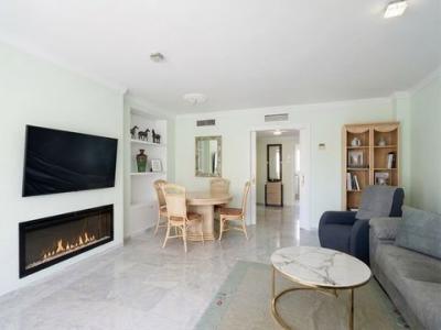 Acheter Appartement 116 m2 Estepona