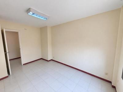 Louer Local commercial 58 m2 Bajia-de-la-plata